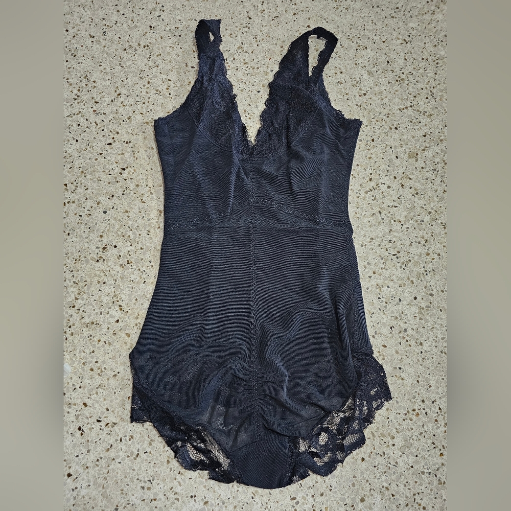 Lace-Trim V-Neck Cami Bodysuit - Black